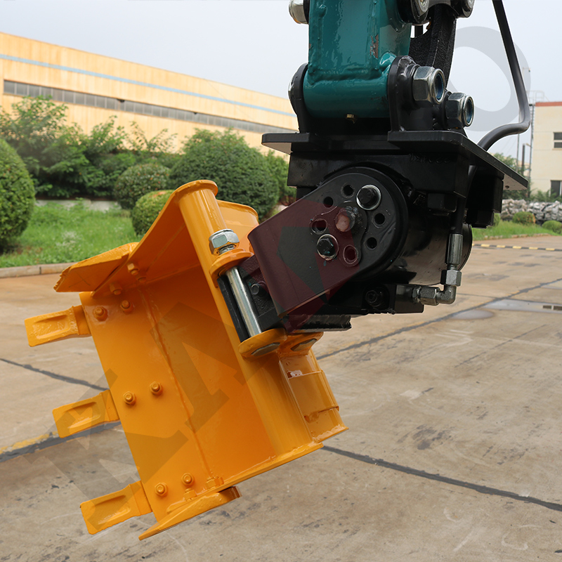 Tilt Rotary Hitch